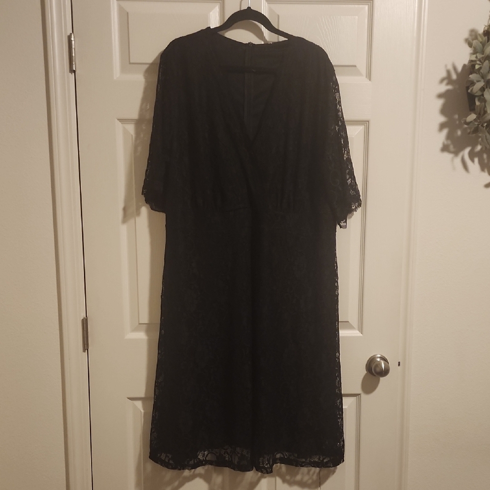 Elegant Black Lace Dress